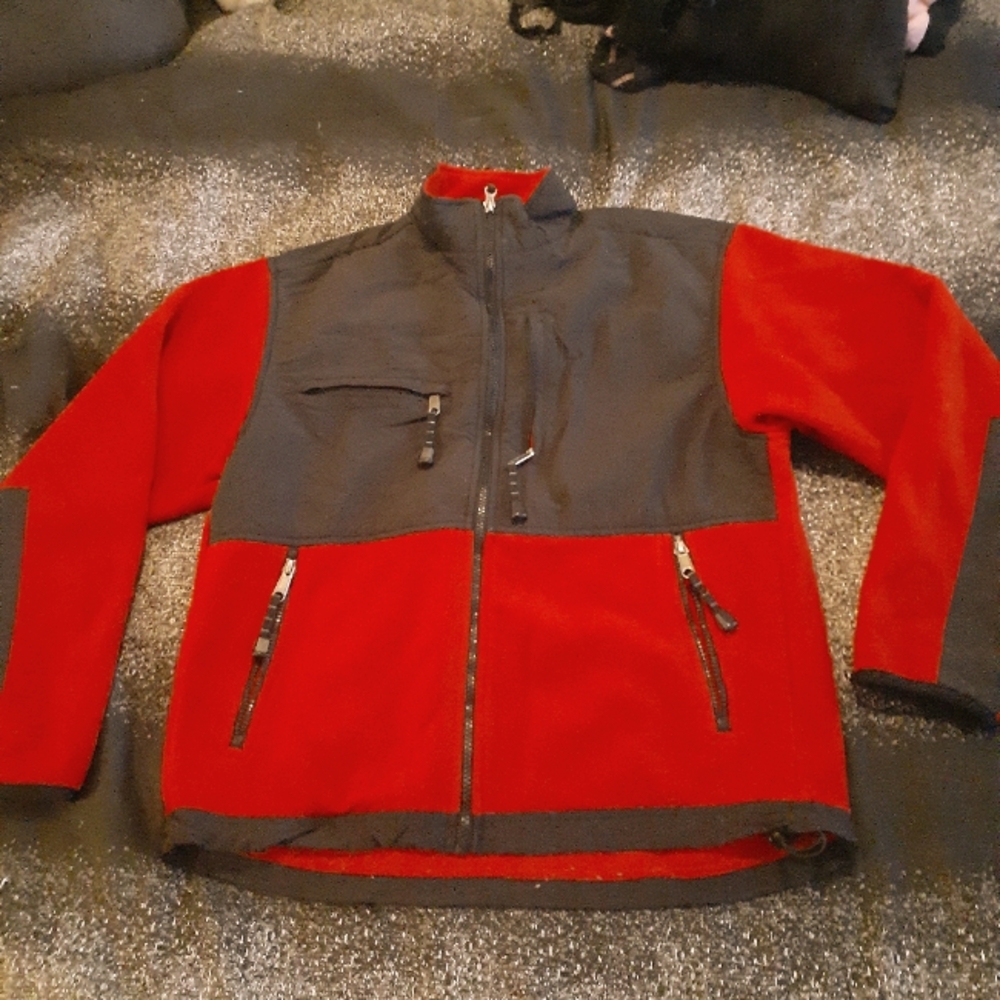 Fleece Zip-up